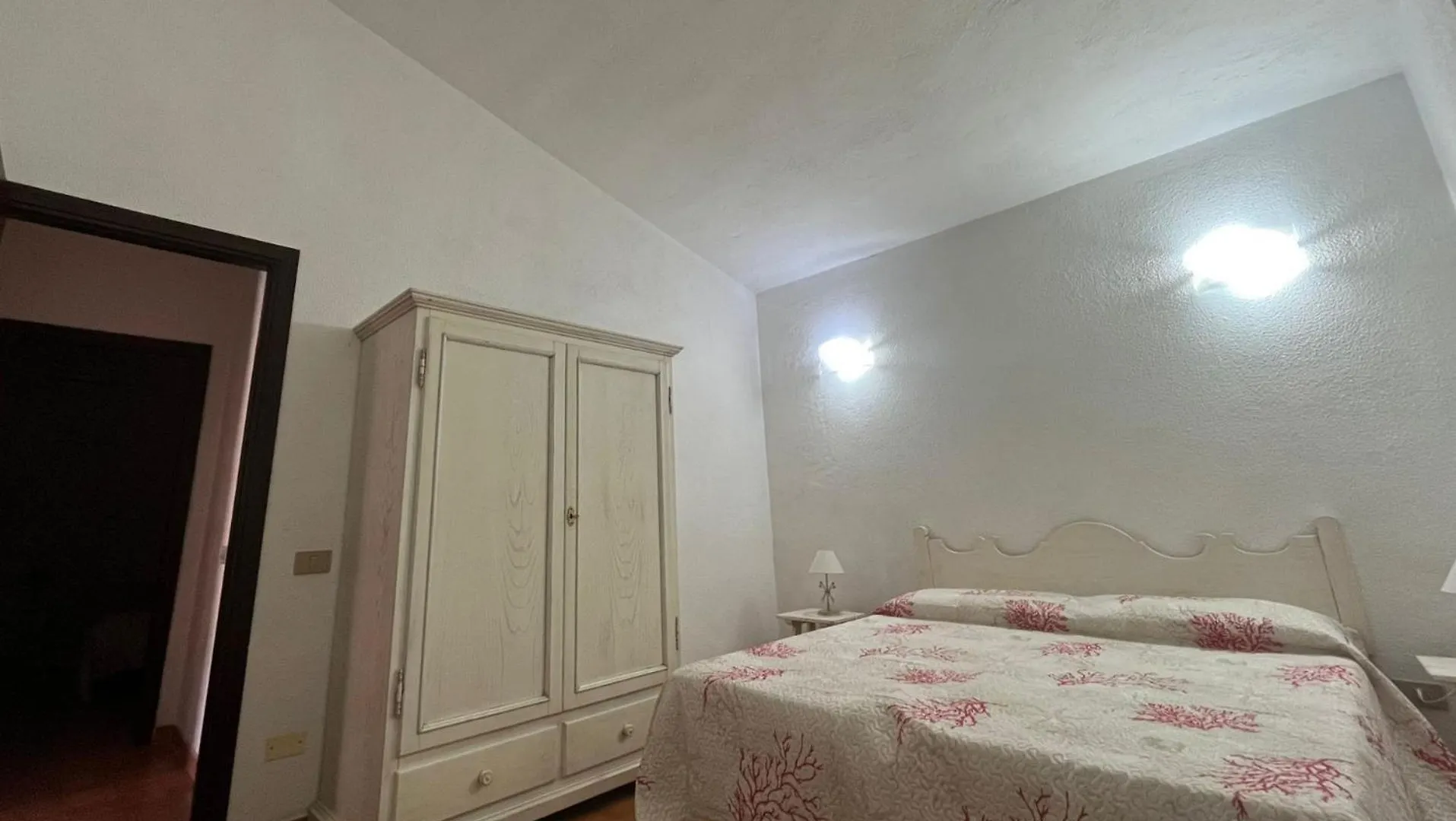 Villetta Ginestre Basse A Due Passi Dalla Spiaggia مونتي ناي 0*,  إيطاليا